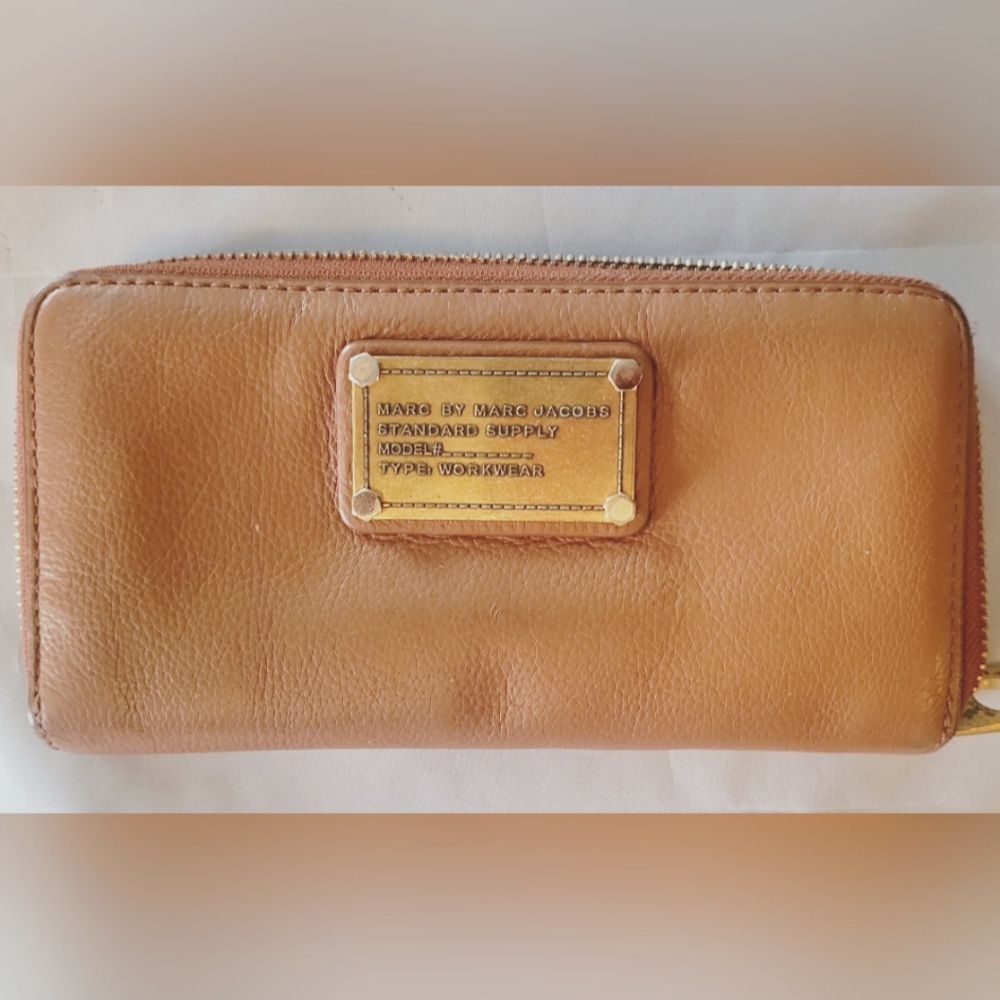 Marc By Marc Jacobs Brown Wallet Smooth Leather Gold-Tone Hardware